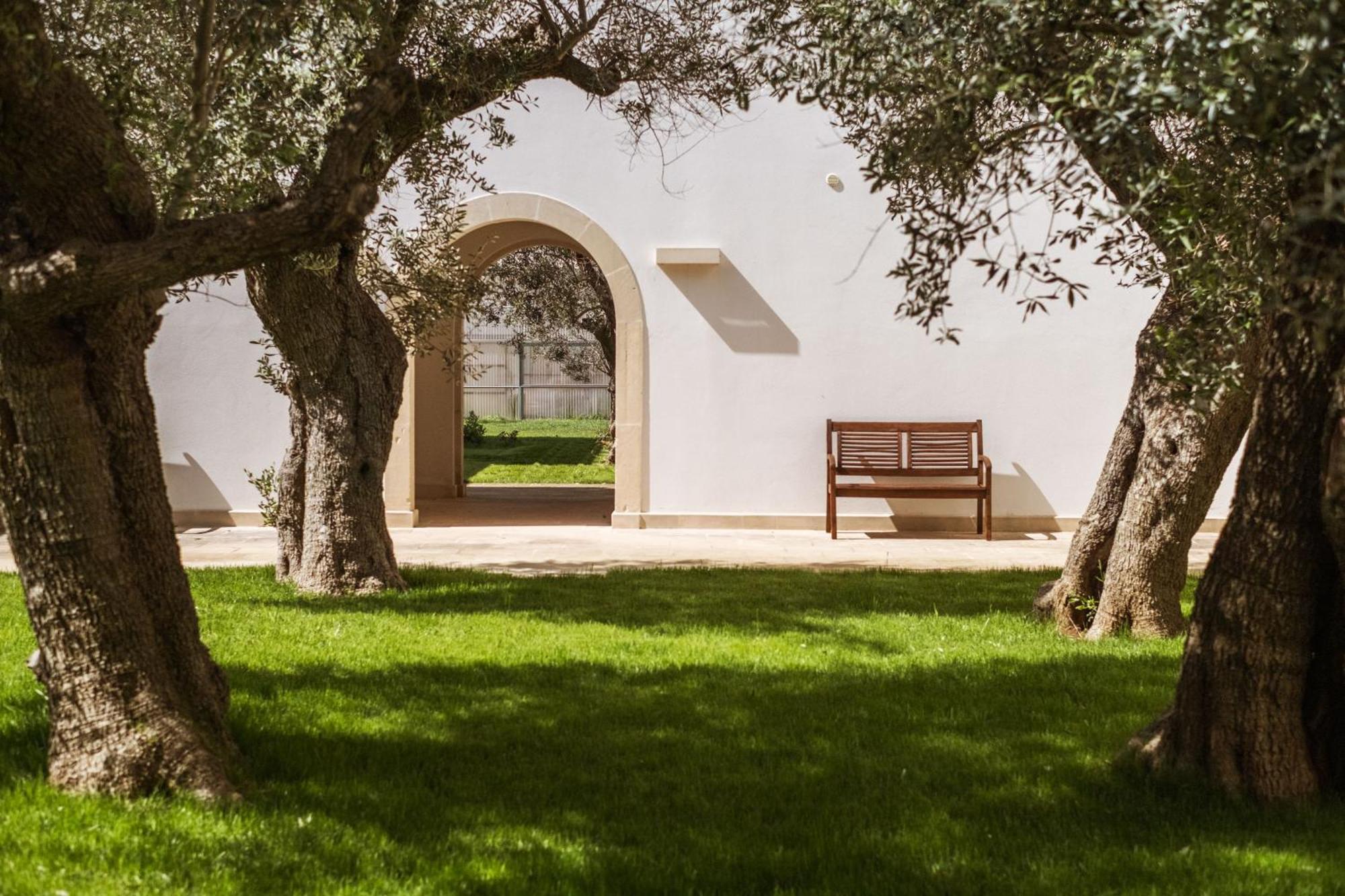 Secolario Masseria Del Viverbene Palmariggi Exterior photo